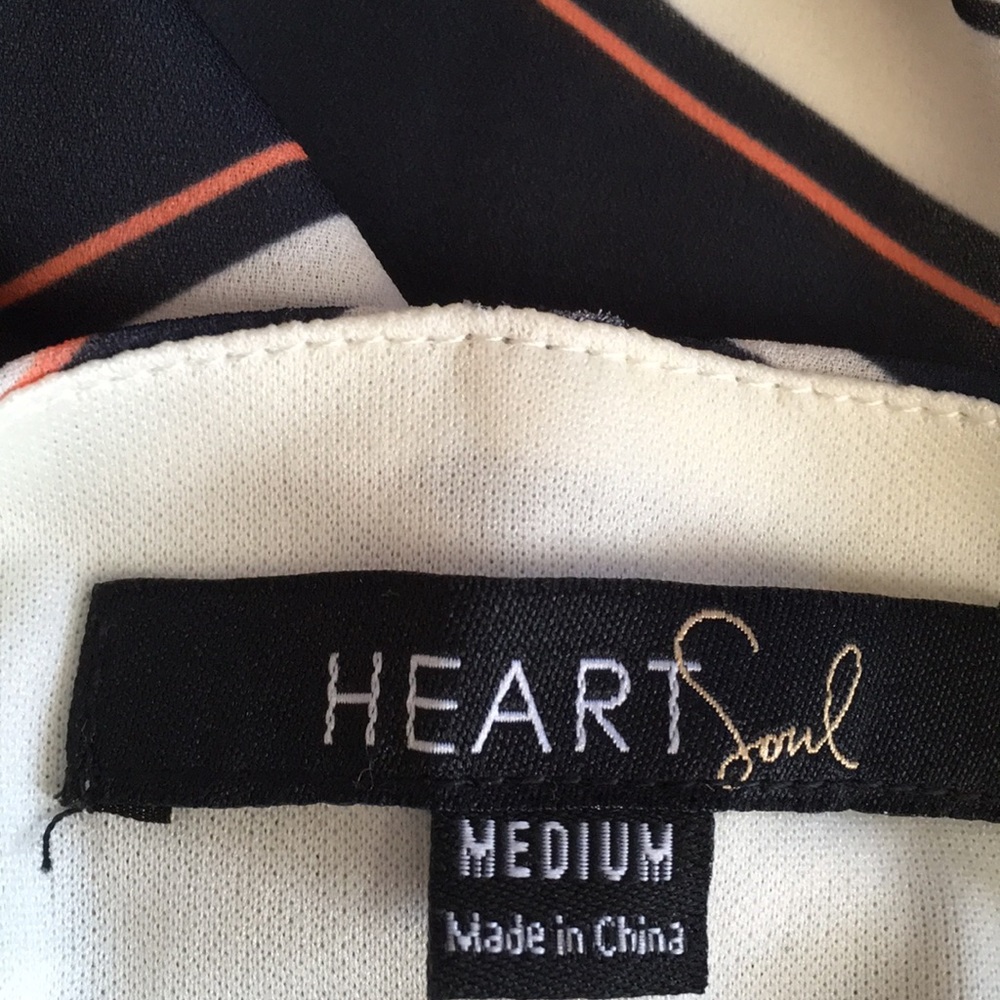 ❌Sold❌Heart Soul Spaghetti Strap Cut Out Top - Picture 6 of 7